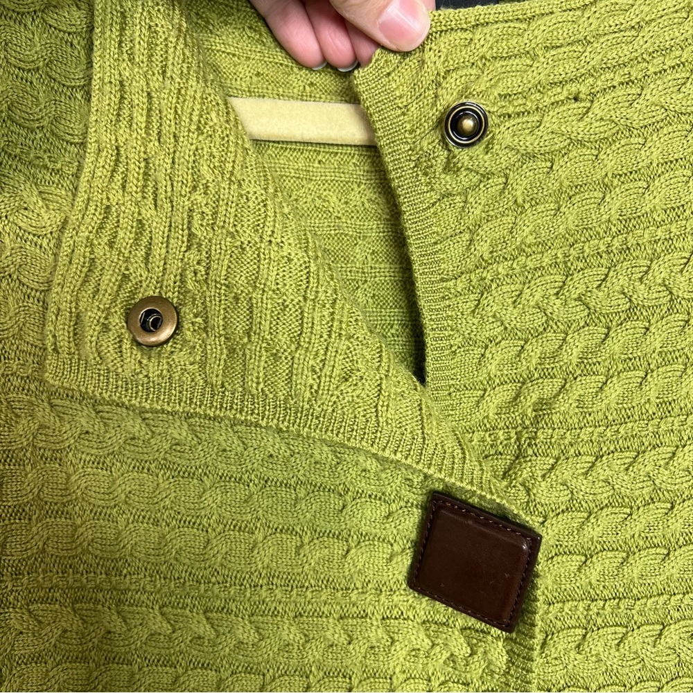 PHILOSOPHY REPUBLIC Lime Green 100% Wool Cardigan Sweater size Small Petite - Picture 9 of 15